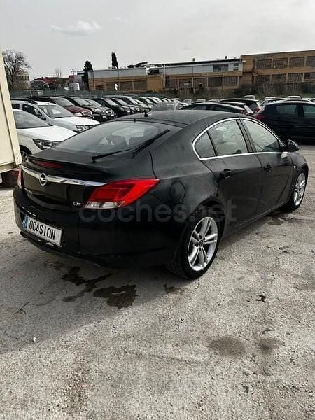 Usado Opel Insignia Cosmo 130 CV (95 kW) 2009 Negro Berlina