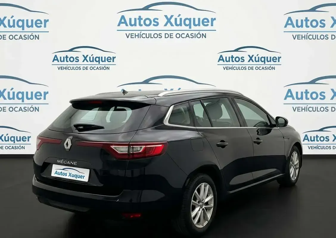 Usado Renault Mégane GrandTour Business 116 CV (85 kW) 2020 Negro Familiar
