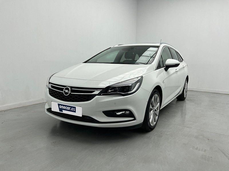 Blanco alpino Usado 2017 Opel Astra Excellence Familiar | 12.990 € (Precio justo) - Imagen 1/4