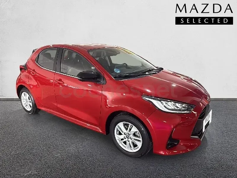 Usado Mazda 2 Comfort 116 CV (85 kW) 2022 Rojo Berlina