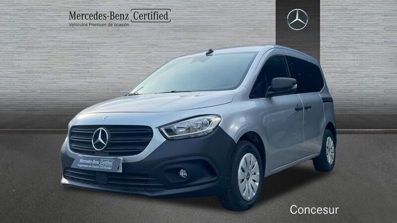 Gris Usado 2023 Mercedes Citan 110 Familiar | 24.500 € (Precio justo) - Imagen 1/4