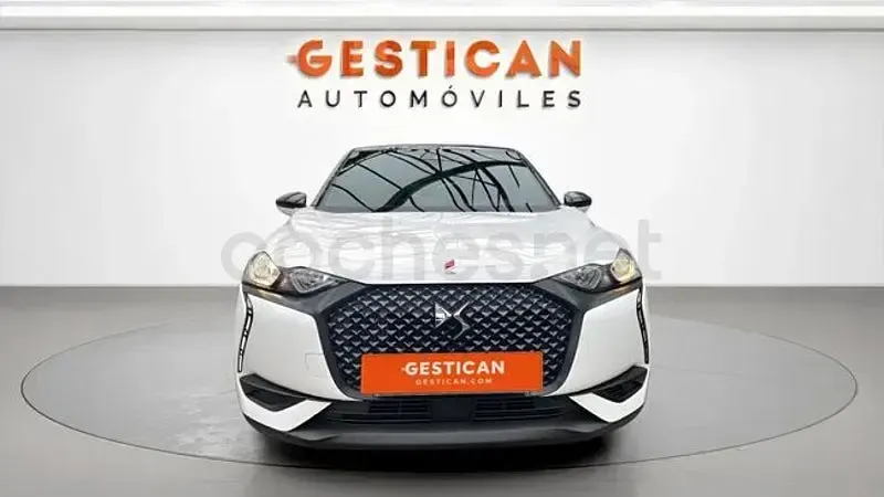 Usado DS Automobiles DS3 Crossback Performance 130 CV (95 kW) 2023 Blanco SUV