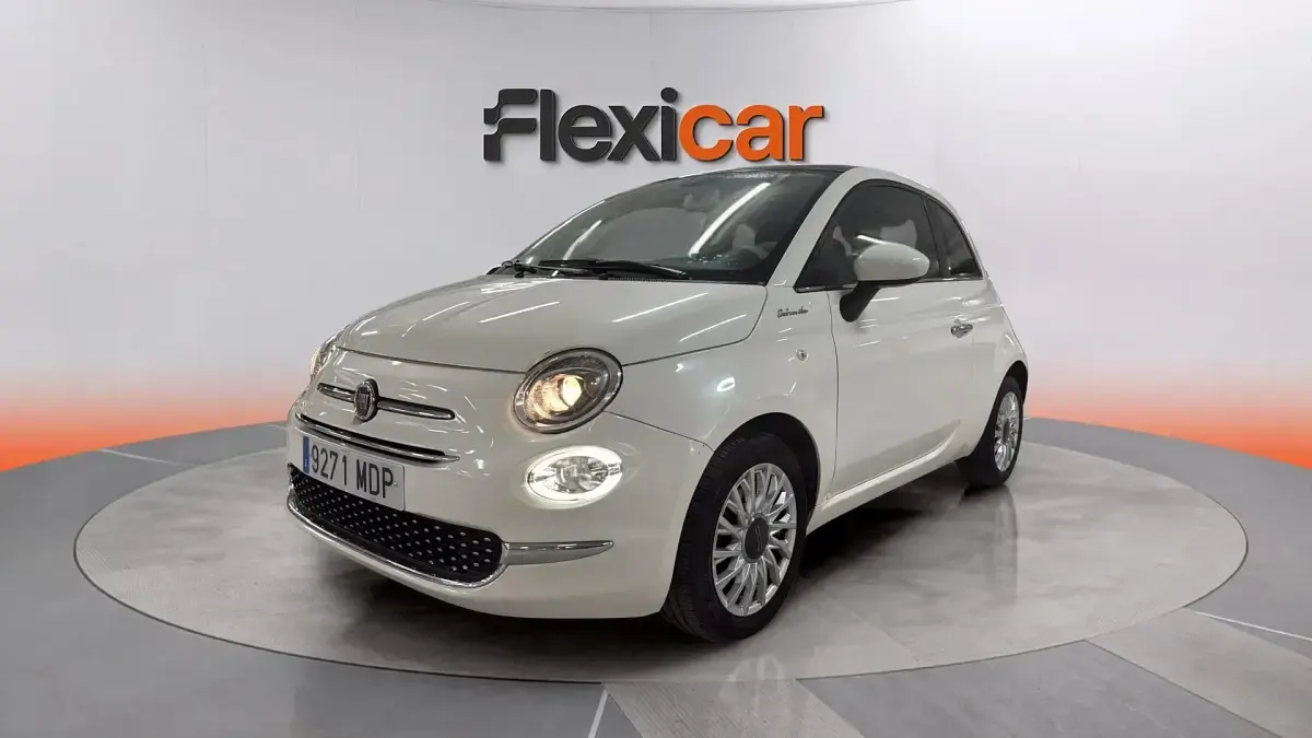 Usado Fiat 500 Dolcevita 71 CV (52 kW) 2023 Blanco Berlina