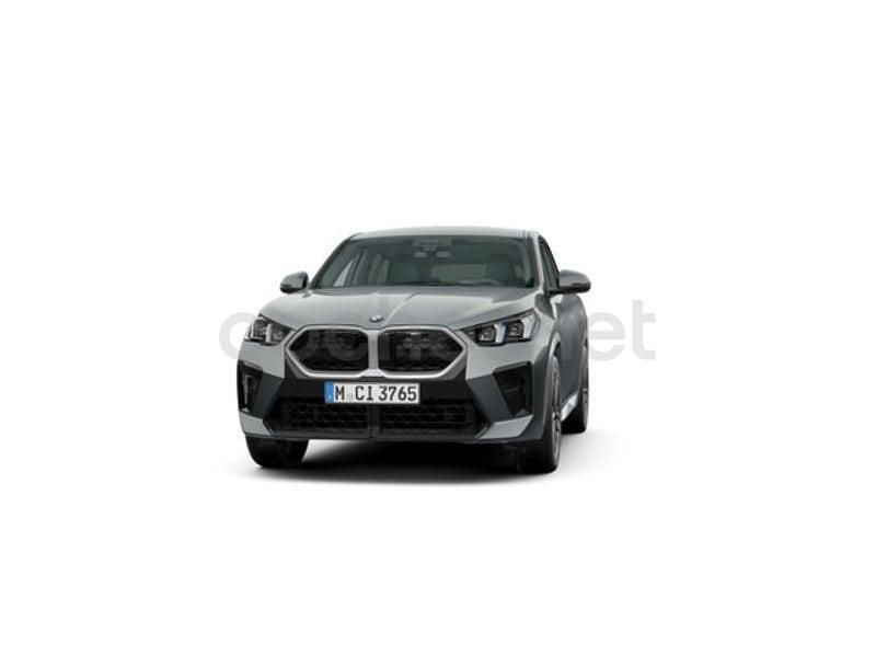 Usado BMW X2 Comfort Edition 163 HP (119 kW) 2025 Cinzento SUV