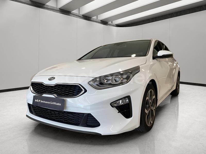 Usado Kia Ceed 160 CV (117 kW) 2022 Blanco Utilitario