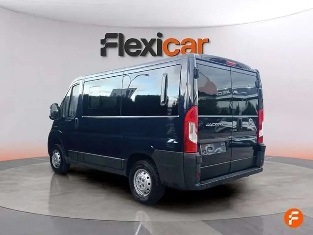 Usado Fiat Ducato 150 CV (110 kW) 2025 Azul Van