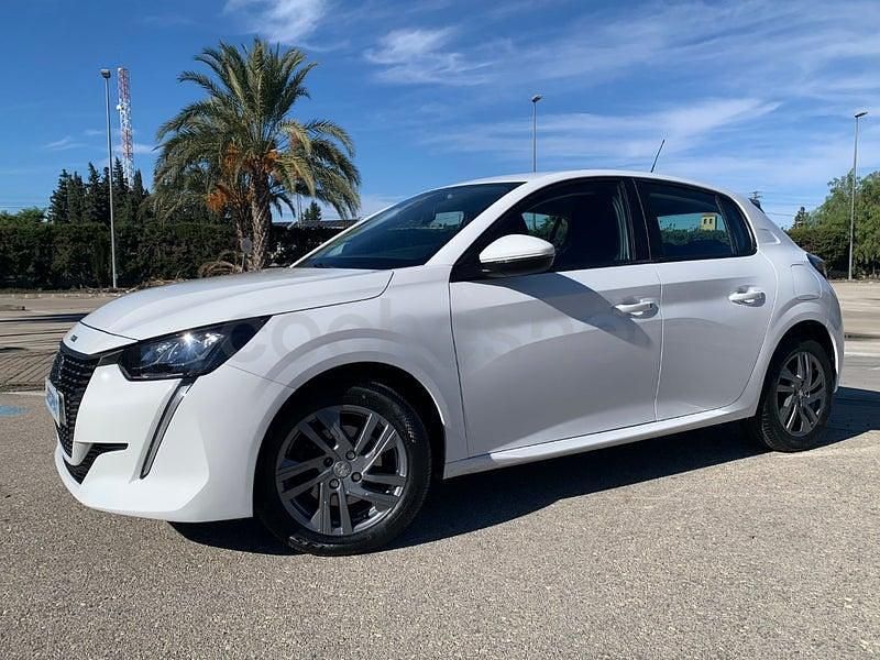 Usado Peugeot 208 Active 100 CV (73 kW) 2021 Blanco Utilitario