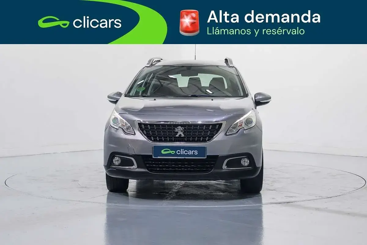 Usado Peugeot 2008 Allure 131 CV (96 kW) 2016 Gris SUV
