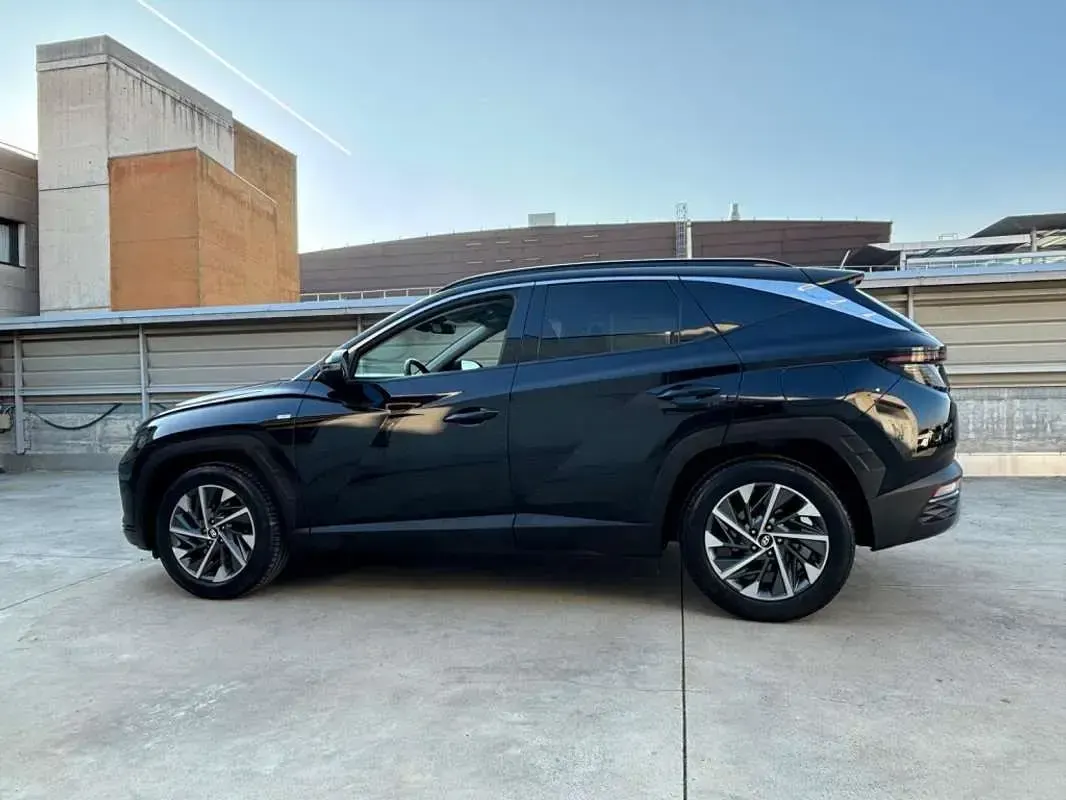 Usado Hyundai Tucson 150 CV (110 kW) 2024 Negro SUV