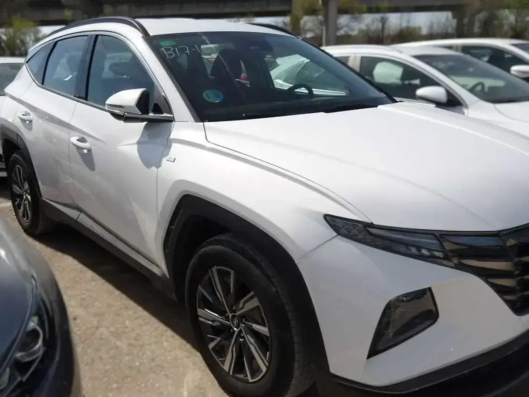 Usado Hyundai Tucson 150 CV (110 kW) 2021 Blanco SUV