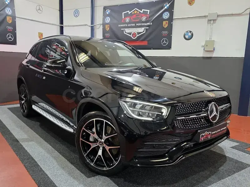 Usado Mercedes GLC300e 306 CV (225 kW) 2021 Negro SUV