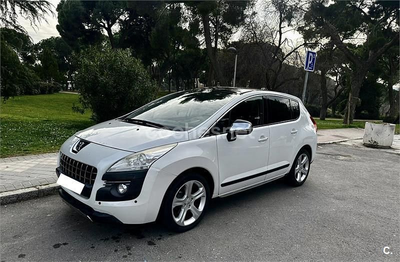 Usado Peugeot 3008 Allure 156 CV (114 kW) 2011 Blanco Familiar
