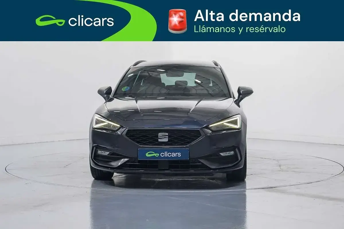 Usado Seat Leon ST FR 150 CV (110 kW) 2021 Azul Familiar