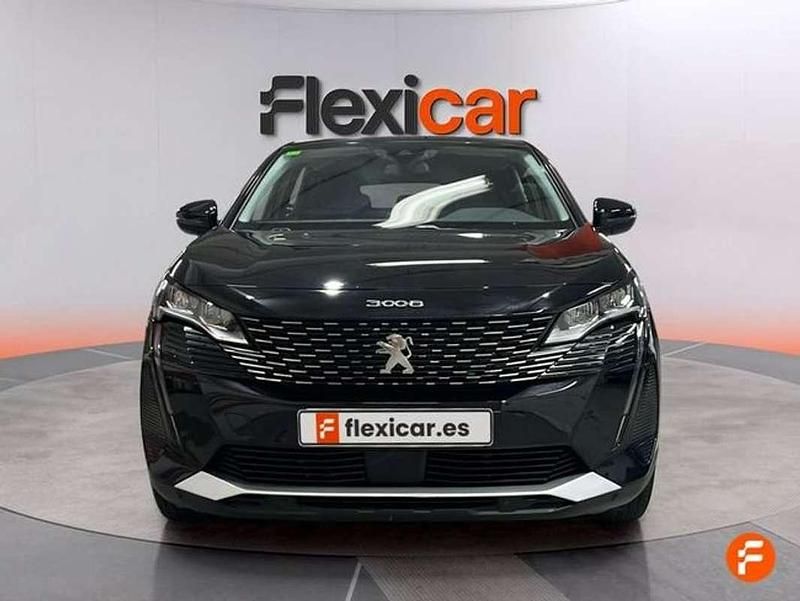 Usado Peugeot 3008 Active 131 CV (96 kW) 2022 Negro SUV