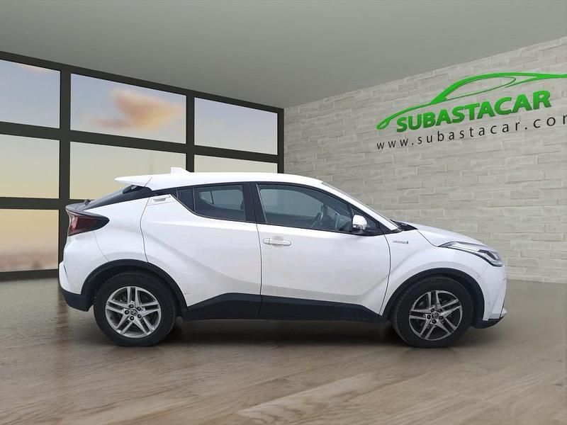 Usado Toyota C-HR Active 122 CV (89 kW) 2021 Blanco SUV