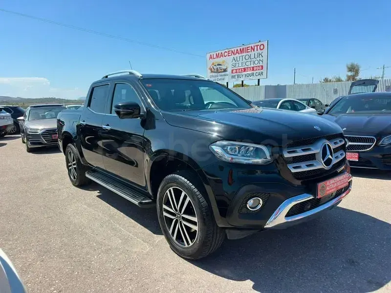 Usado Mercedes X350 Progressive 258 CV (189 kW) 2020 Negro Pickup/Camioneta