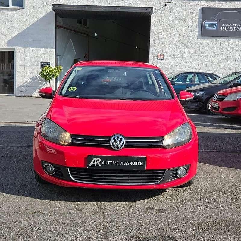 Usado VW Golf VI Highline 140 CV (102 kW) 2008 Rojo Utilitario