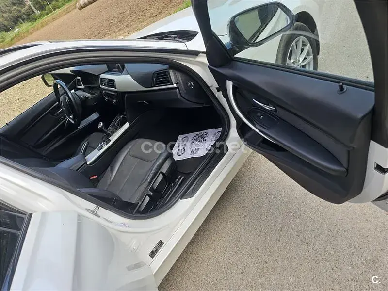 Usado BMW 318 143 CV (105 kW) 2014 Blanco Familiar