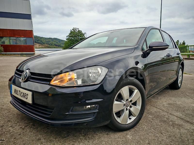 Negro Usado 2015 VW Golf VII Business Berlina | 13.999 € (Precio justo) - Imagen 1/4