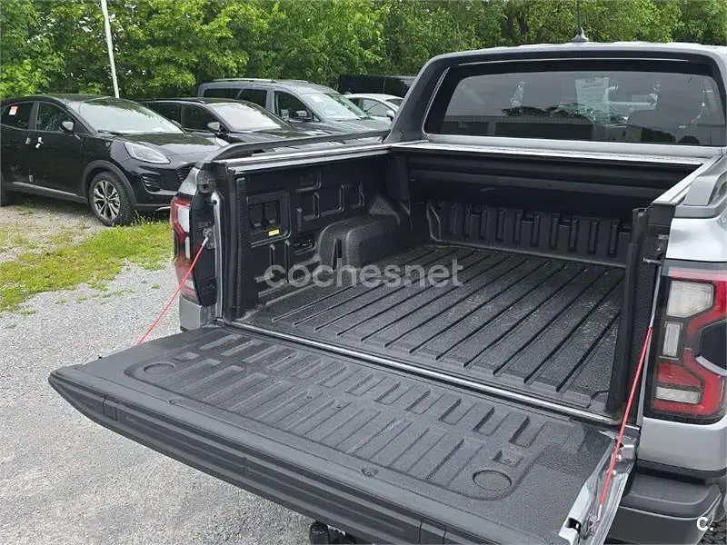 Usado Ford Ranger Raptor 210 CV (154 kW) 2024 Gris / plata Pickup/Camioneta