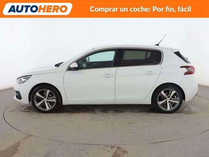 Usado Peugeot 308 Allure 131 CV (96 kW) 2017 Blanco Utilitario