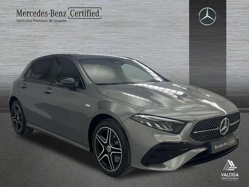 Usado Mercedes A250 218 CV (160 kW) 2025 Berlina