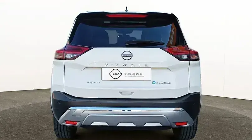 Käytetty Nissan X-Trail Tekna 213 HP (156 kW) 2023 Valkoinen Katumaasturi