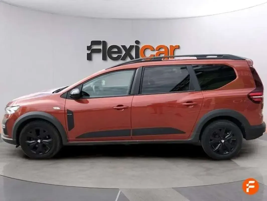 Begagnad Dacia Jogger Extreme 101 HK (74 kW) 2022 Orange Minibuss