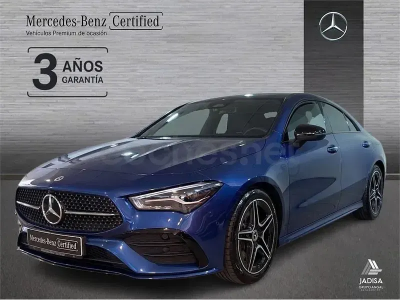 Usado Mercedes CLA200 163 CV (119 kW) 2025 Azul Berlina