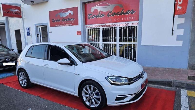 Usado VW Golf VII Edition 131 CV (96 kW) 2019 Blanco Utilitario