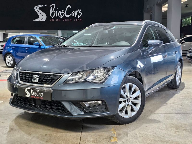 Gris / plata Usado 2018 Seat Leon Style Familiar | 12.999 € (Buen precio) - Imagen 1/4