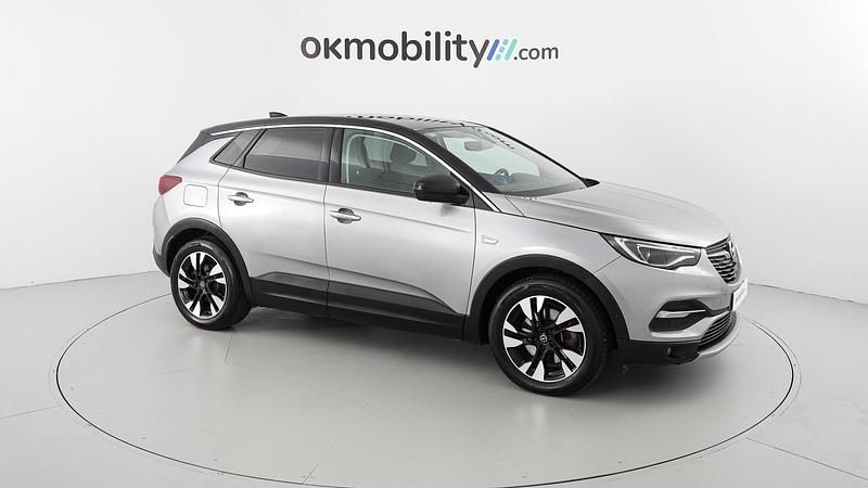 Usado Opel Grandland X Ultimate 300 CV (220 kW) 2021 Gris himalaya / techo negro SUV