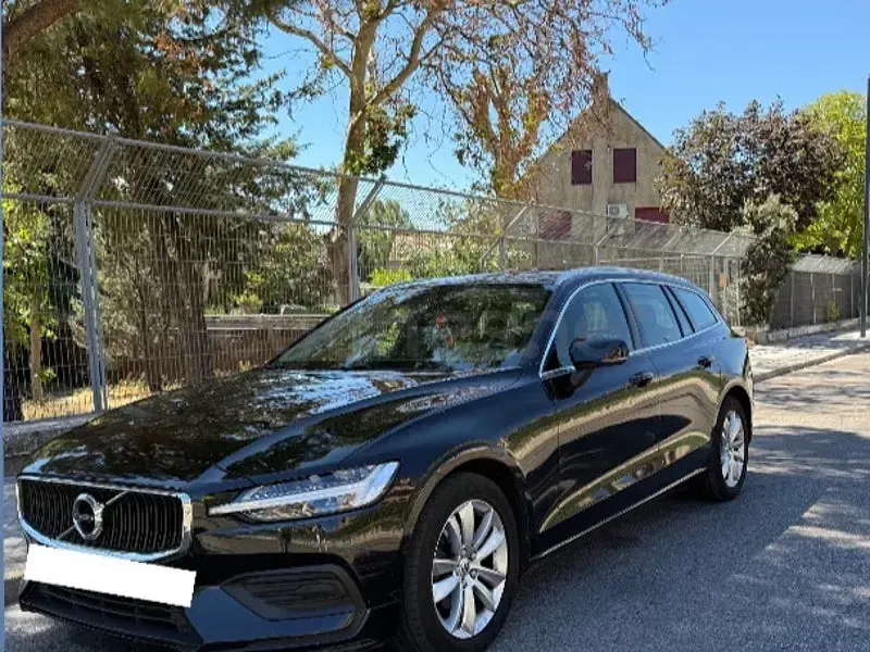 Usado Volvo V60 150 CV (110 kW) 2020 Negro Familiar