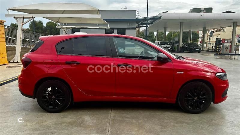 Usado Fiat Tipo Street 95 CV (69 kW) 2020 Rojo Berlina
