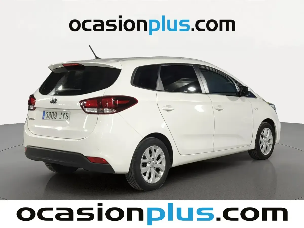 Usado Kia Carens 135 CV (99 kW) 2017 Blanco Monovolumen