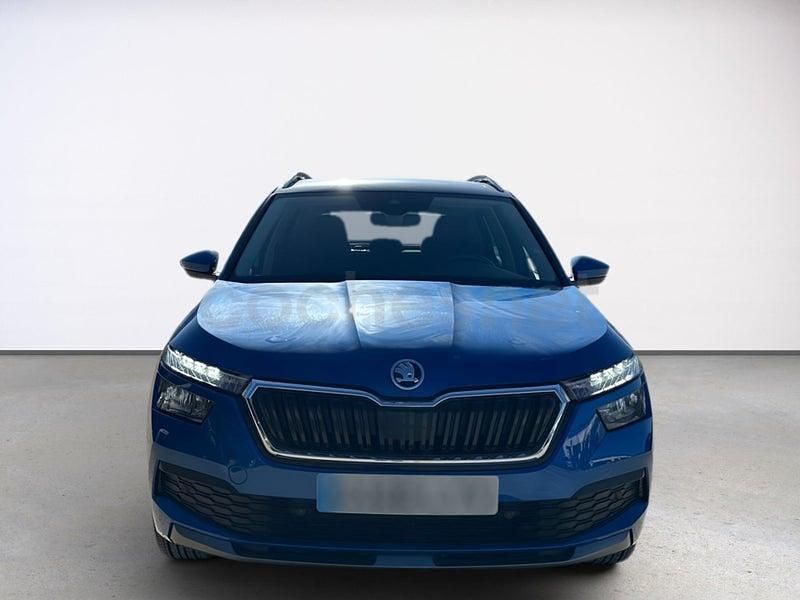 Usado Skoda Kamiq 110 CV (80 kW) 2022 Azul SUV