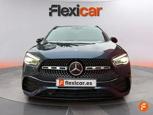 Usado Mercedes GLA200 150 CV (110 kW) 2021 Azul SUV