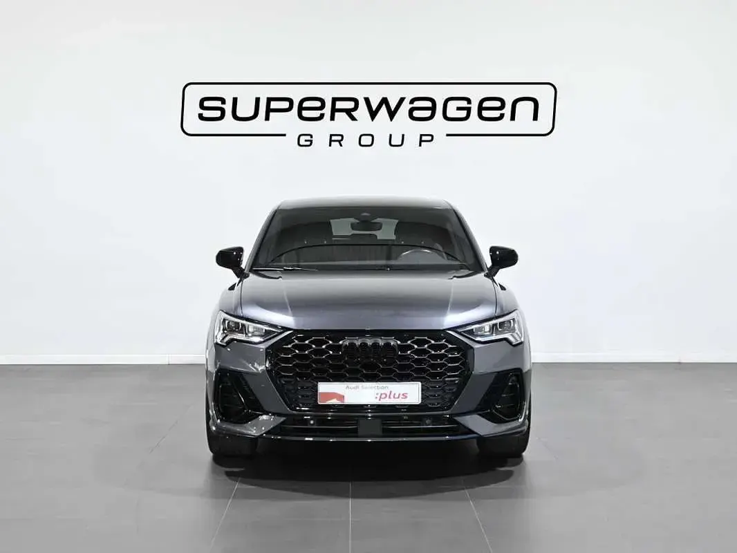 Usado Audi Q3 Sportback Ambiente 150 CV (110 kW) 2022 Gris SUV