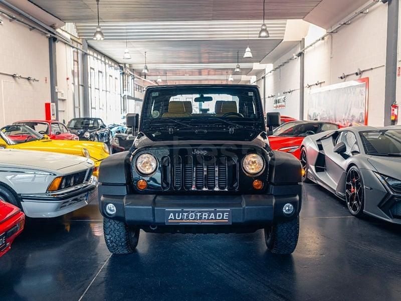 Usado Jeep Wrangler Sport 200 CV (147 kW) 2013 Negro SUV