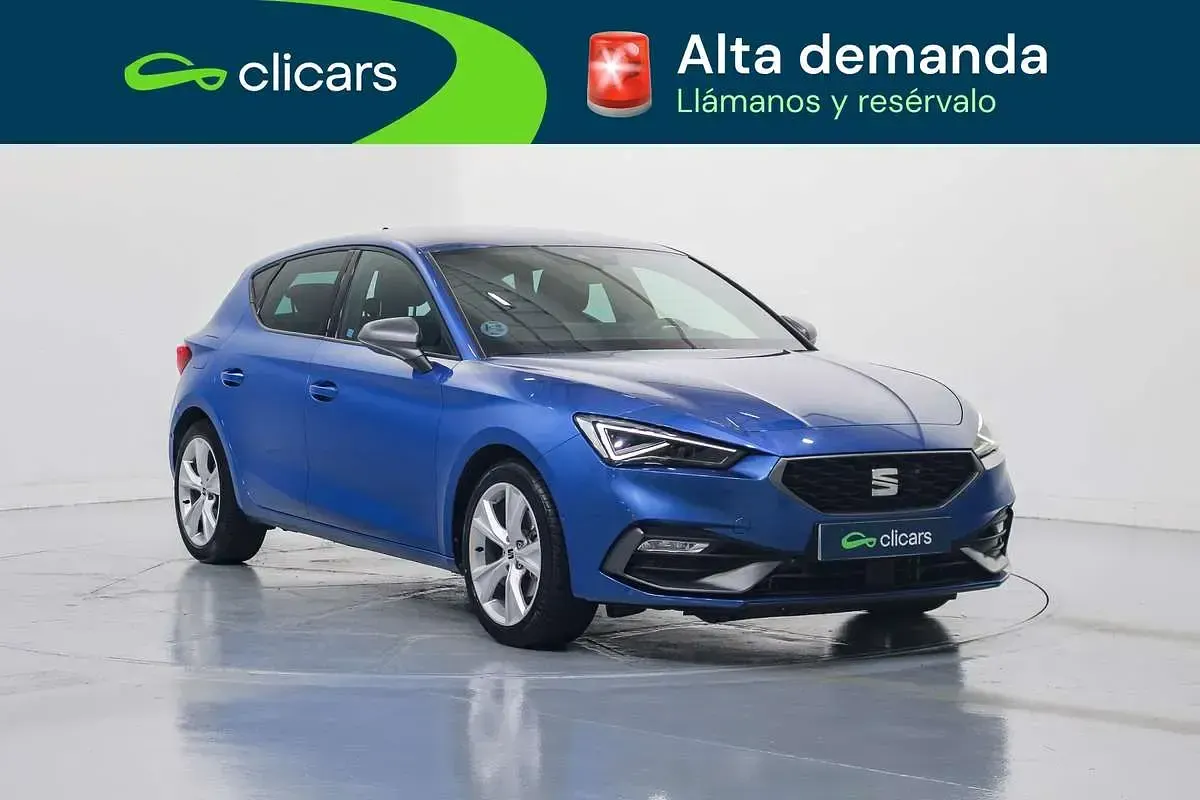 Usado Seat Leon FR 116 CV (85 kW) 2025 Azul Utilitario