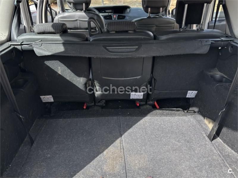 Usado Renault Scénic III Dynamique 110 CV (80 kW) 2012 Gris / plata Monovolumen