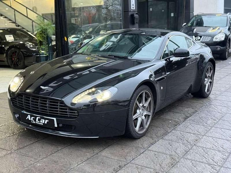 Usado Aston Martin Vantage 419 CV (308 kW) 2011 Negro Coupe
