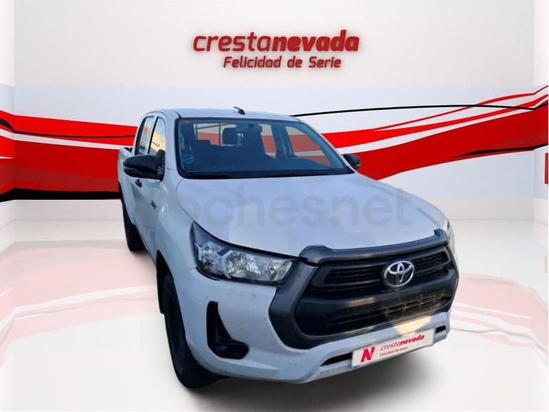 Usado Toyota HiLux Plus 150 CV (110 kW) 2021 Blanco Pickup/Camioneta
