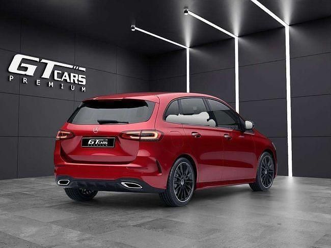 Usado Mercedes B250e AMG 218 CV (160 kW) 2022 Rojo Monovolumen