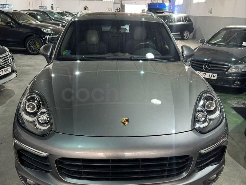 Usado Porsche Cayenne S E-Hybrid 416 CV (305 kW) 2015 Gris / plata SUV