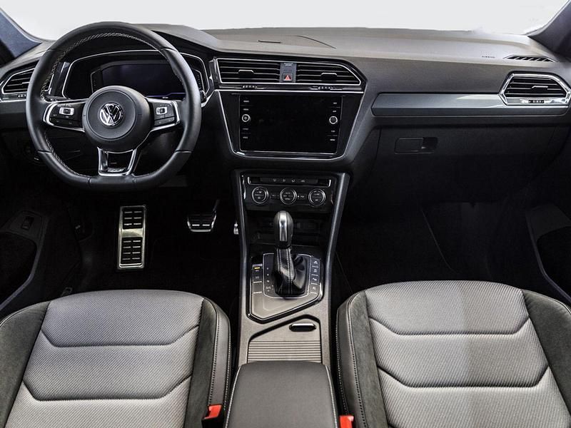 Usado VW Tiguan Sport 150 CV (110 kW) 2019 Plata SUV