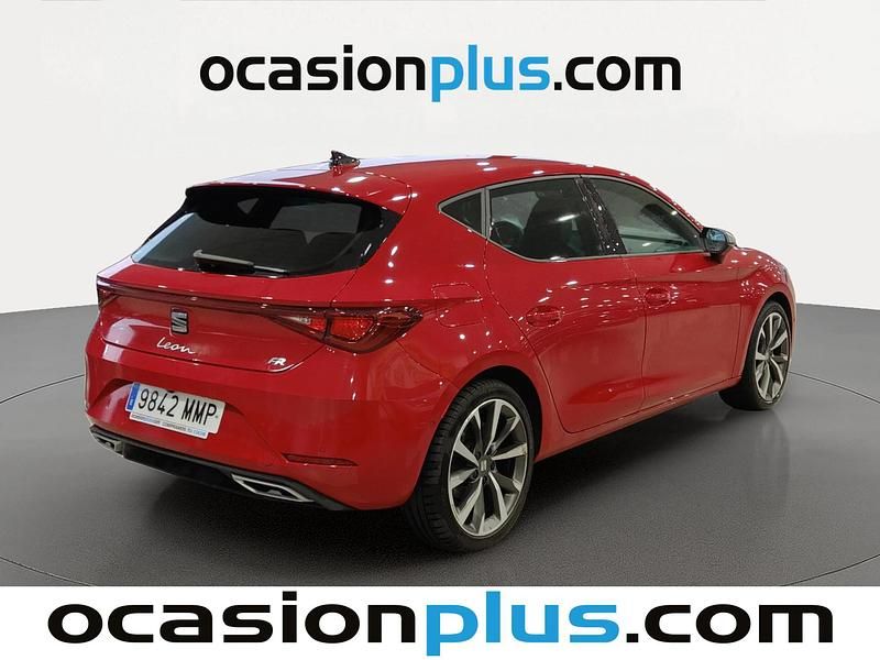 Usado Seat Leon FR 130 CV (95 kW) 2024 Rojo