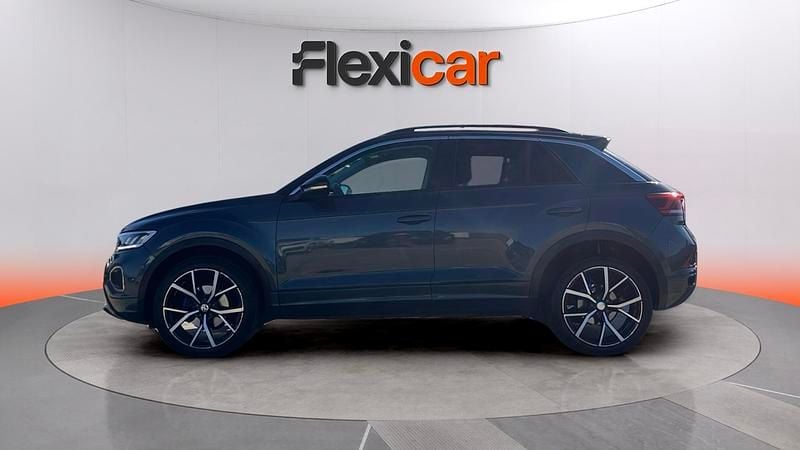 Usado VW T-Roc Life 116 CV (85 kW) 2023 Gris SUV