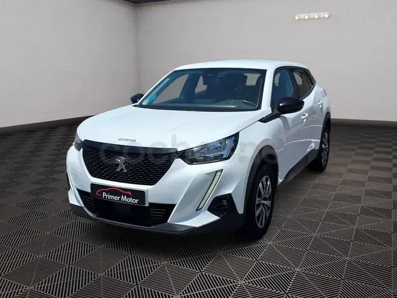 Usado Peugeot 2008 Active 100 CV (73 kW) 2022 Blanco SUV