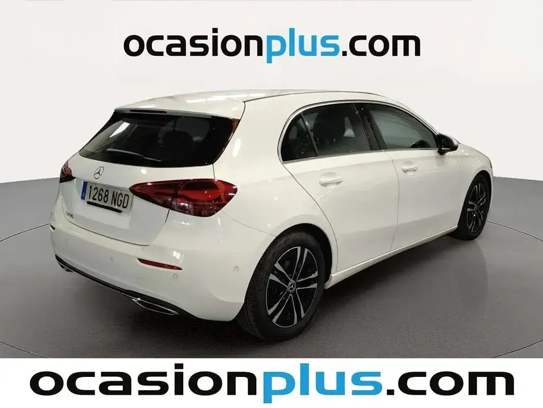 Usado Mercedes A180 Advanced 136 CV (100 kW) 2025 Blanco Utilitario